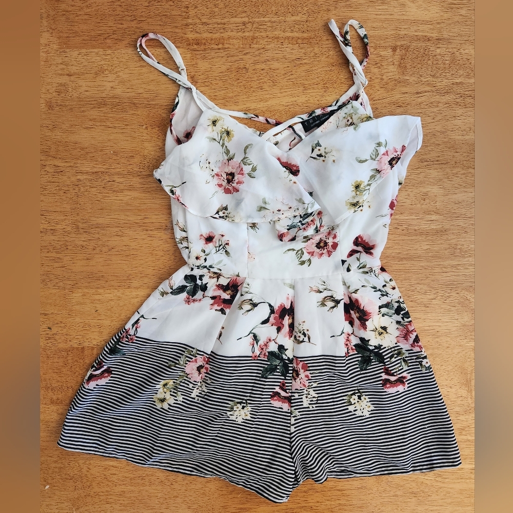Francesca's/Trixx Flouncy Floral Romper
